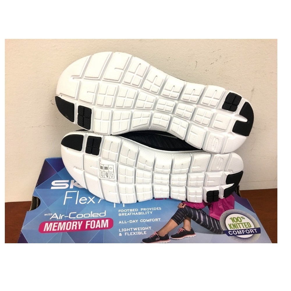 Skechers Women's Flex Appeal 2.0 Slip-On Shoes - Picture 3 of 4